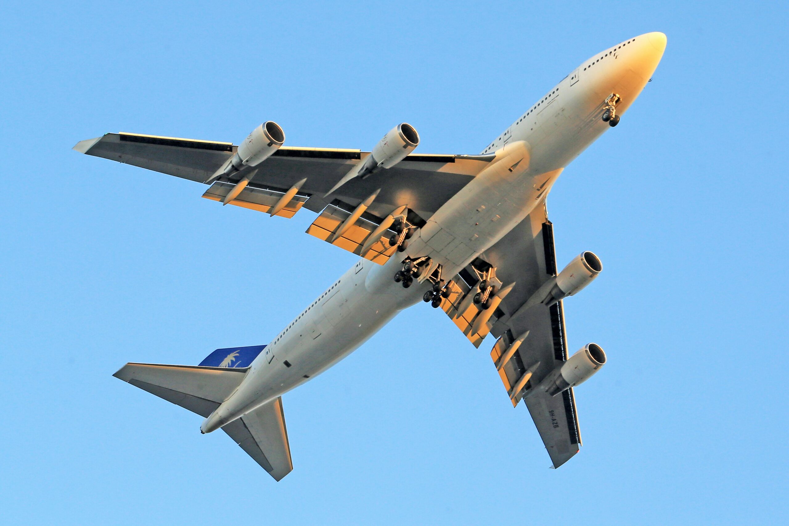 United Airlines Holdings Inc. has experienced three incidents involving its Boeing aircraft in the span of a week, with the latest incident occurring when a plane ran off the taxiway shortly after landing.